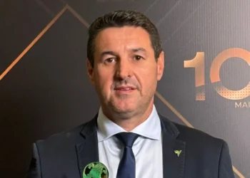 Maurício Buffon é premiado por influência no agronegócio em Ribeirão Preto