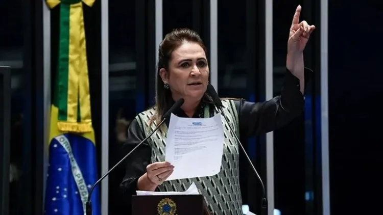 Kátia Abreu, ex-ministra da Agricultura e nome forte entre ruralistas, oficializa filiação ao PT no Tocantins