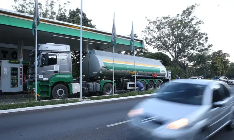 Tocantins adota medida que prevê desconto de R$ 1,20 no diesel importado