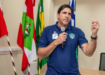 Sebrae Tocantins realiza palestra com Giovane Gávio sobre liderança e gestão de equipes