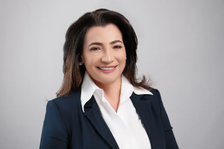 Eliana Castro leva trajetória nos pequenos negócios para disputa por vaga na Câmara Federal