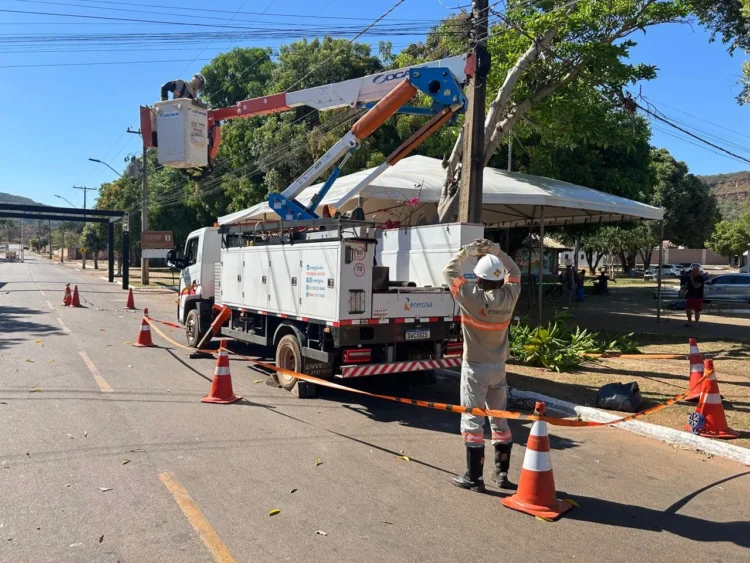 Taquaruçu recebe reforço de manutenções preventivas na rede elétrica para realização do Festival Gastronômico
