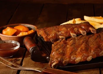 Semana do Cliente: Outback celebra data com descontos e benefícios para os consumidores